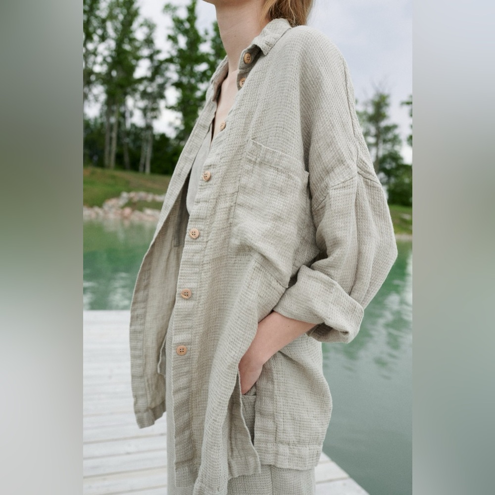 Linenfox vika waffle linen shirt in natural grey (more tanish)